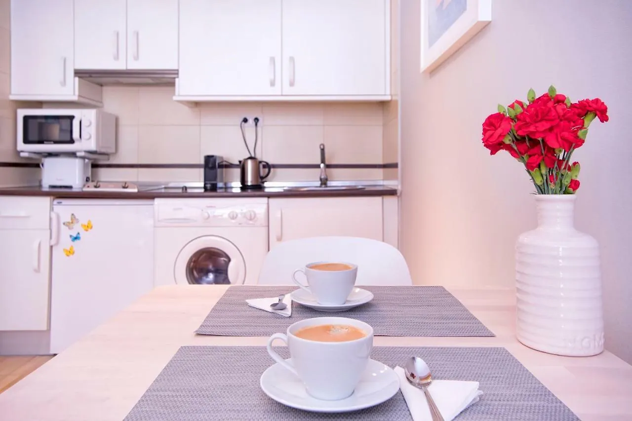 -Malagasunapts- Vibrant Historic City Centre Apartment Malaga